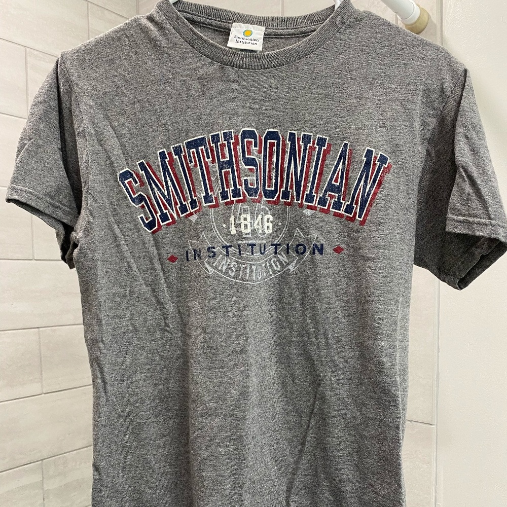 Smithsonian T-shirt